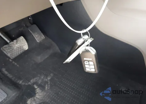 2017 Honda Pilot Elite z USA, uszkodzony, nr VIN 5FNYF6H00HB002353